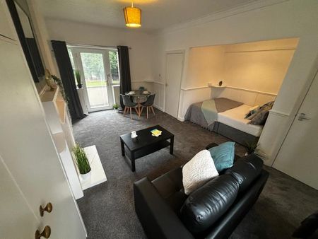 Studio to rent - Photo 3