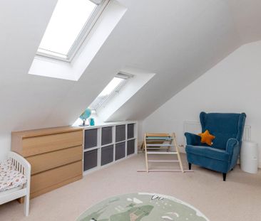 4 bedroom terraced house to rent - Photo 1