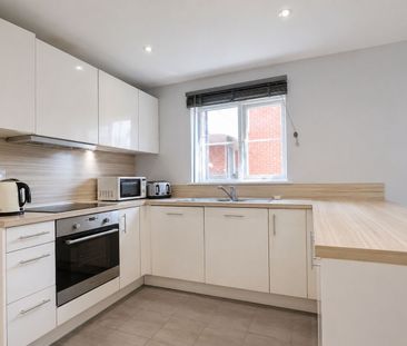 2 bedroom flat to rent - Photo 4