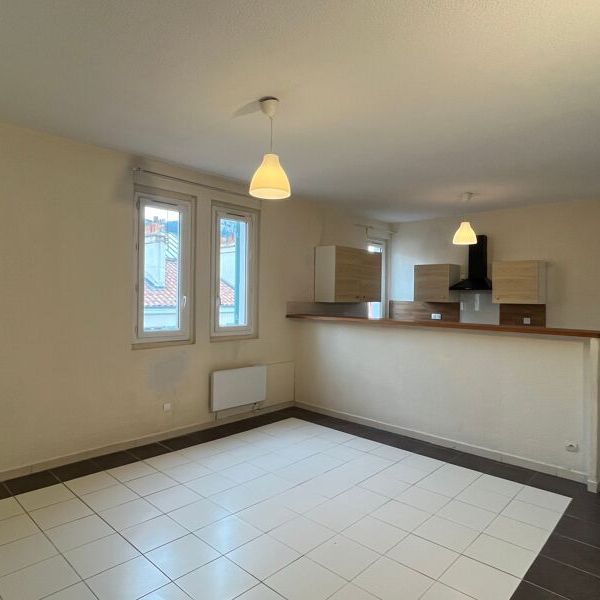 Appartement à louer 2 pièces • 51,65 m2 Toulon - Photo 1