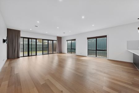 194A Centre Dandenong Road, Cheltenham VIC 3192 - House For Rent | Domain - Photo 4