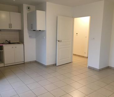 Location Appartement 2 pièces 47m² TOURS 37000 - Photo 4