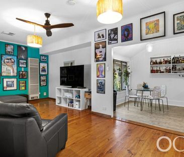 Open the Door to Relaxed Coastal Space - Photo 2