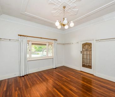 Character & Convenience - Photo 2