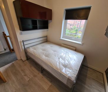 3 bedroom townhouse to rent - Photo 1
