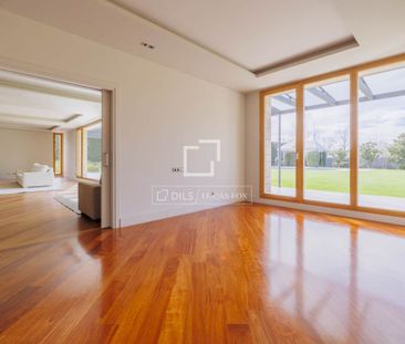 8 bedroom luxury Villa for rent in Pozuelo de Alarcón, Spain - Photo 1