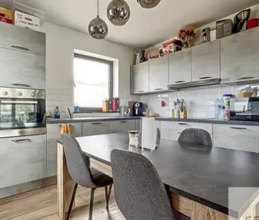 Licht appartement met 1 slaapkamer en een prachtig, goed geo - Foto 3