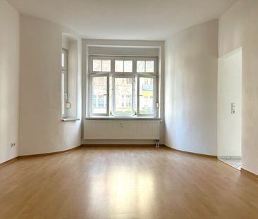 1-Raum Wohnung • Einbauküche • Kaßberg • Miete • Altbau • Balkon • ... - Photo 2