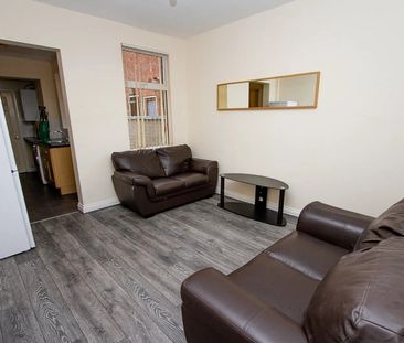 Bedsit, Vecqueray St, CV1 - Photo 2