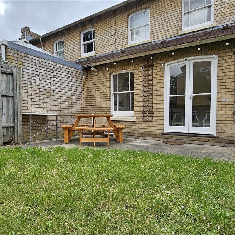 Room 2, 38 Pakenham Close, Cambridge - Photo 1