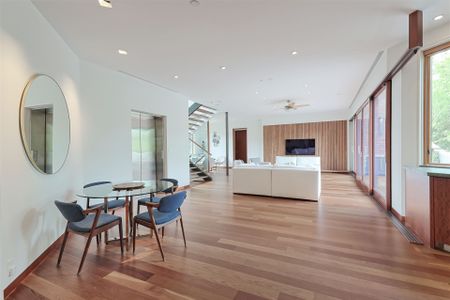 For Lease - 89 Kingsway Crescent, Toronto, Ontario - Photo 2