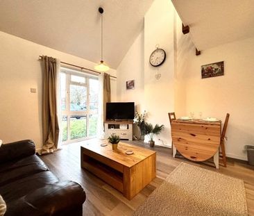 Joseph Way, Stratford-upon-Avon, CV37 - Photo 2