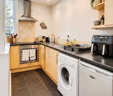 1 bedroom flat to rent - Photo 4