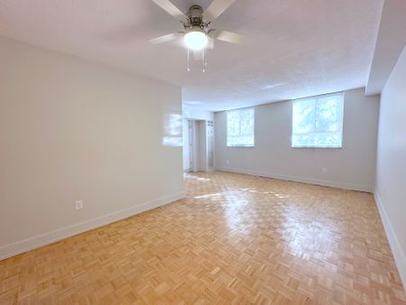 For Lease - 190 Clark Boulevard Unit# 103, Brampton, Ontario - Photo 2