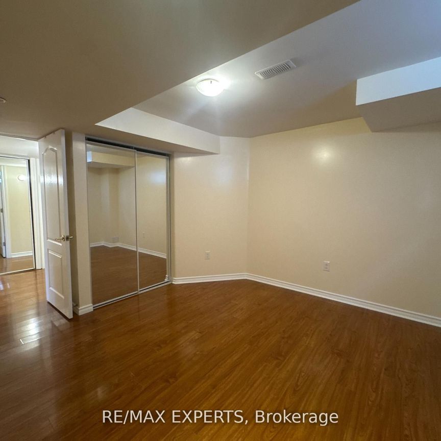 5 Cadillac Crescent #(Basement) - Photo 1