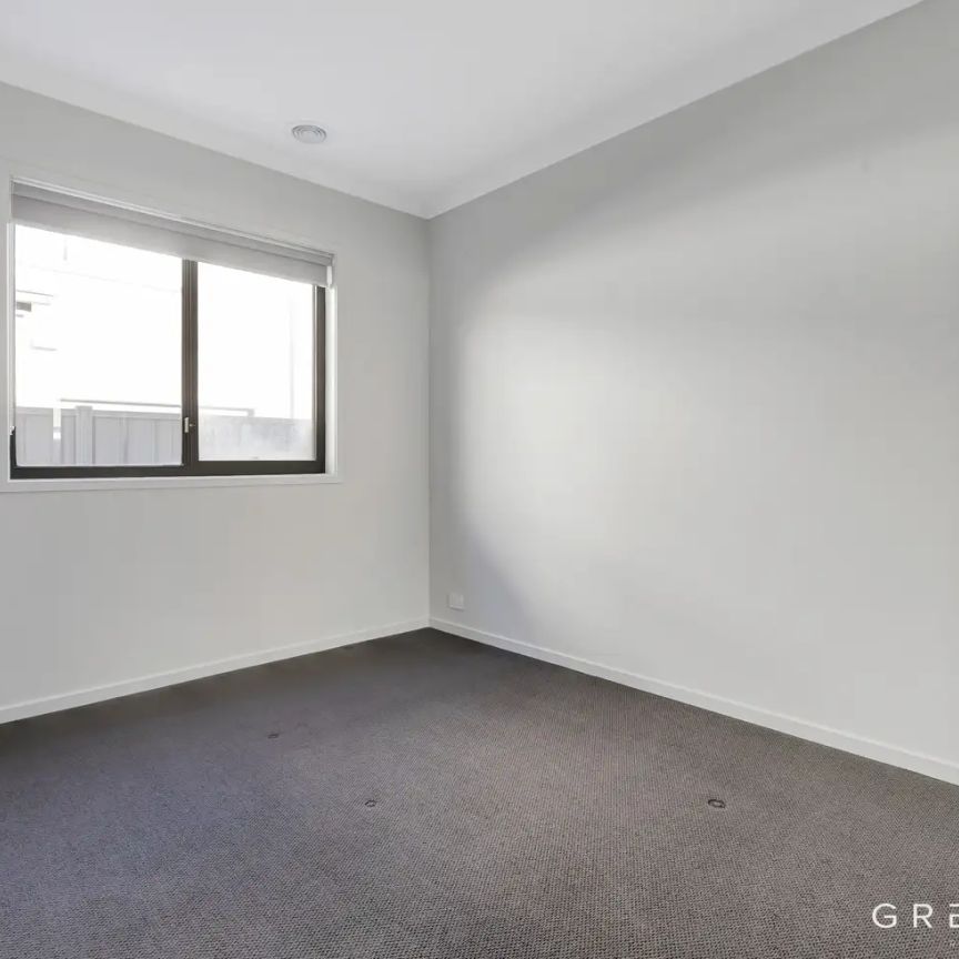 86 McKinley Drive, Truganina VIC 3029 - Photo 1