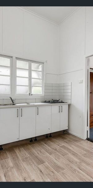 Highgate Hill Lifestyle | Minutes to South Bank & CBD - Photo 1