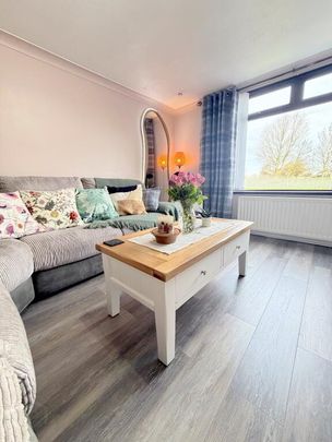 122 Avonmore Park, Lisburn, BT28 1NJ - Photo 1