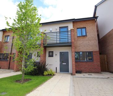 2 bedroom end of terrace house to rent - Photo 2