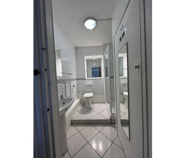 Studio to rent - Photo 6