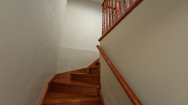 For Lease - 2107 Wincanton Crescent, Mississauga, Ontario - Photo 1