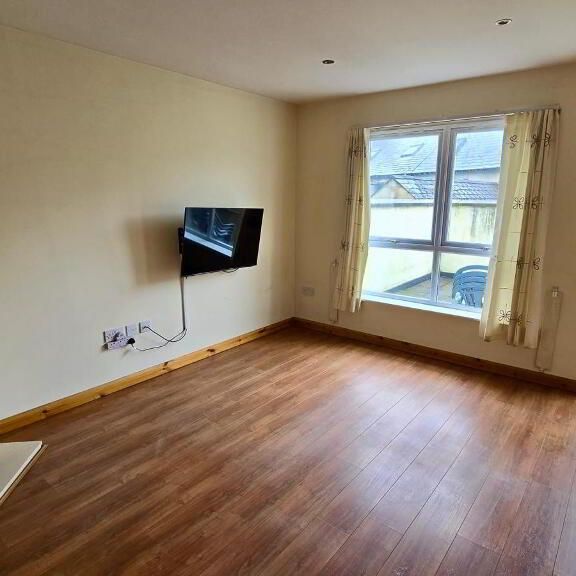 1B Central Street, Bangor, BT20 3AG - Photo 1