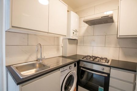 2 bedroom flat to rent - Photo 5