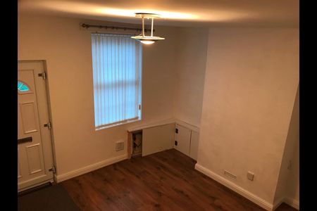 2 Bed End Terrace, Livingstone Road, S35 - Photo 5