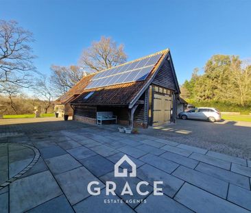2 bedroom barn conversion to rent - Photo 1