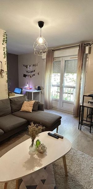 Location Appartement 2 pièces 40m² POITIERS 86000 - Photo 1