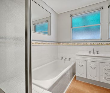 Inviting & Practical Living in Whittington - Photo 2