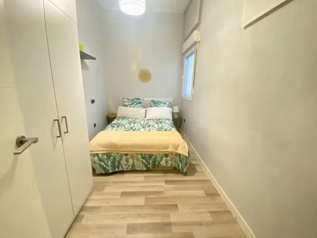 Calle de Povedilla, Madrid, Community of Madrid 28009 - Photo 2