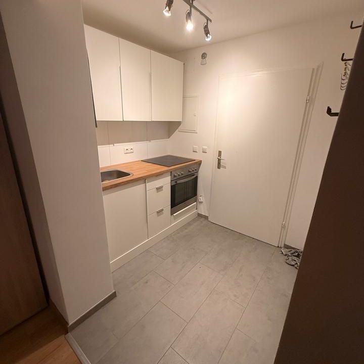 1 Zimmer Whg In Laim mit Möbel im Keller - Photo 1