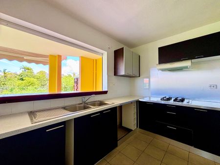 Location Maison 4 pièces 101m² STE ANNE 97180 - Photo 3