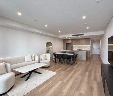 Beautifully Presented Apartment with Space, Style & Convenience. - Photo 2