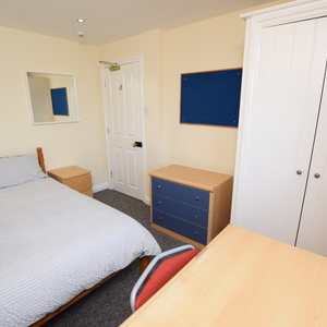 A Superb House Share share for Rent in Nottingham Room 4 - Photo 2