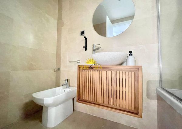 TWO-BEDROOM PENTHOUSE - LOS ALCÁZARES