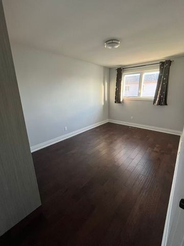 For Lease - 58 Plumbrook Crescent, Toronto, Ontario - Photo 3