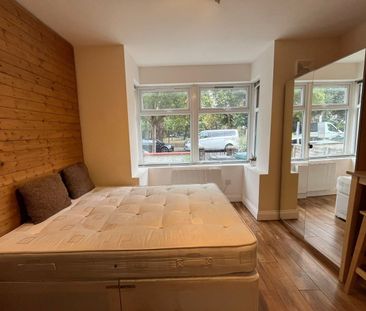 Studio Flat, London, N7 - Photo 1