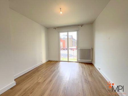 Location Maison 5 pièces 96m² - Photo 3