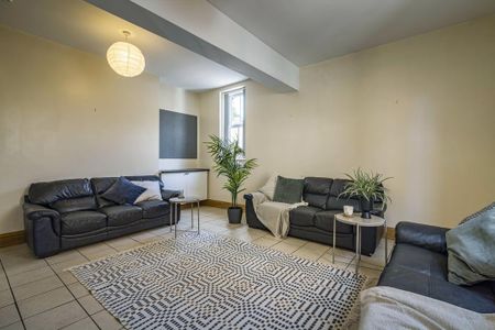 8 bedroom house to rent - Photo 3