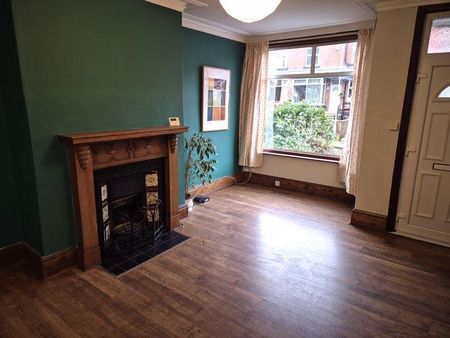 2 bedroom terraced house to rent - Photo 4