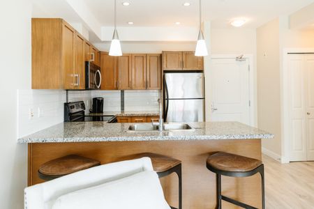 COPPER SKY – UTILITIES INCLUDED! - Photo 2