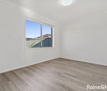 Beautiful 4-Bedroom House for Rent in Hoxton Park - Photo 5