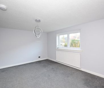 2 bedroom semi-detached house to rent - Photo 2