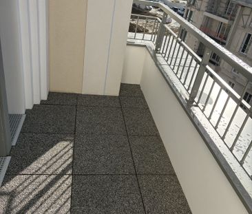 Location Appartement 2 pièces 42m² LE BLANC MESNIL 93150 - Photo 4