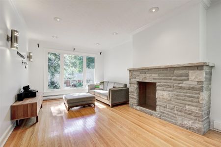 For Lease - 5 Easson Avenue, Toronto, Ontario - Photo 4