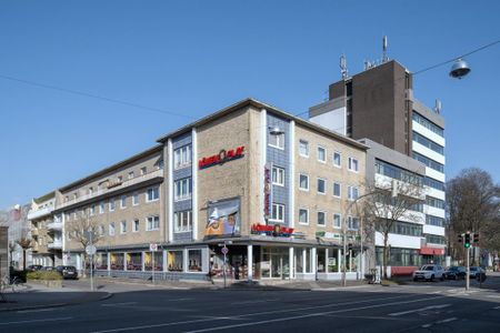 Teilmodernisierte 2-ZKB-Wohnung mit Einbauküche direkt in der Gökerstraße zu vermieten! - Photo 5