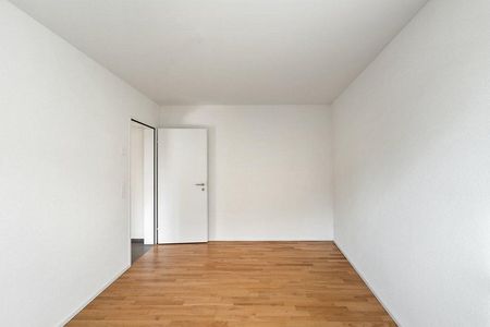 Helle und moderne Wohnung zu vermieten! - Foto 2