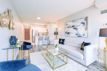 For Lease - 23 Oneida Crescent Unit# 701, Richmond Hill, Ontario - Photo 5